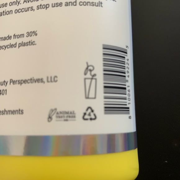 BNWT REFRESHMENTS VELVETY BODY CREAM UNSCENTED - Picture 4 of 5